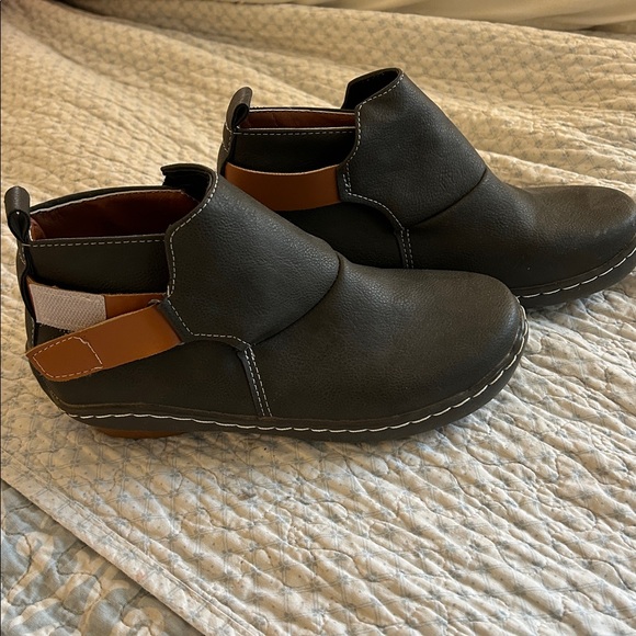 Booties - Picture 2 of 3